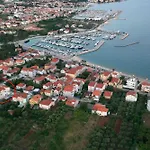 Apartman Anabella Ii *