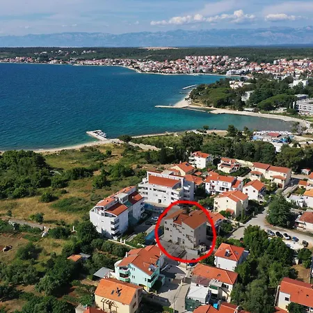 Anabella Ii Задар