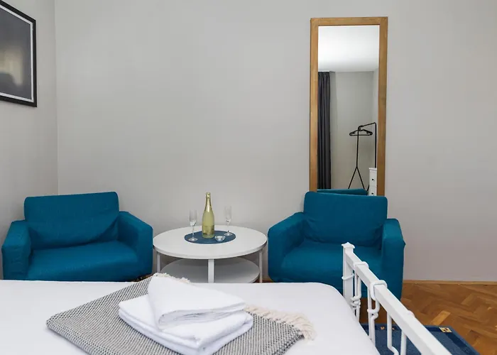 Anabella Ii زادار